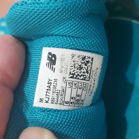 New Balance 775 Size 6 - Picture 6 of 6